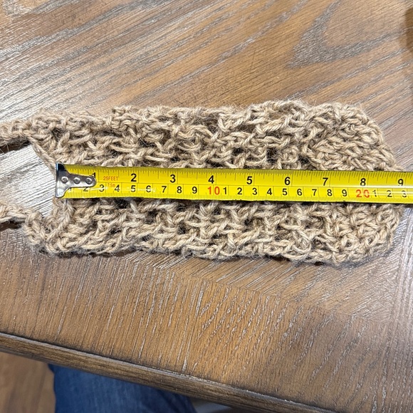 Handmade Crochet Saks - Tan - Picture 2 of 5